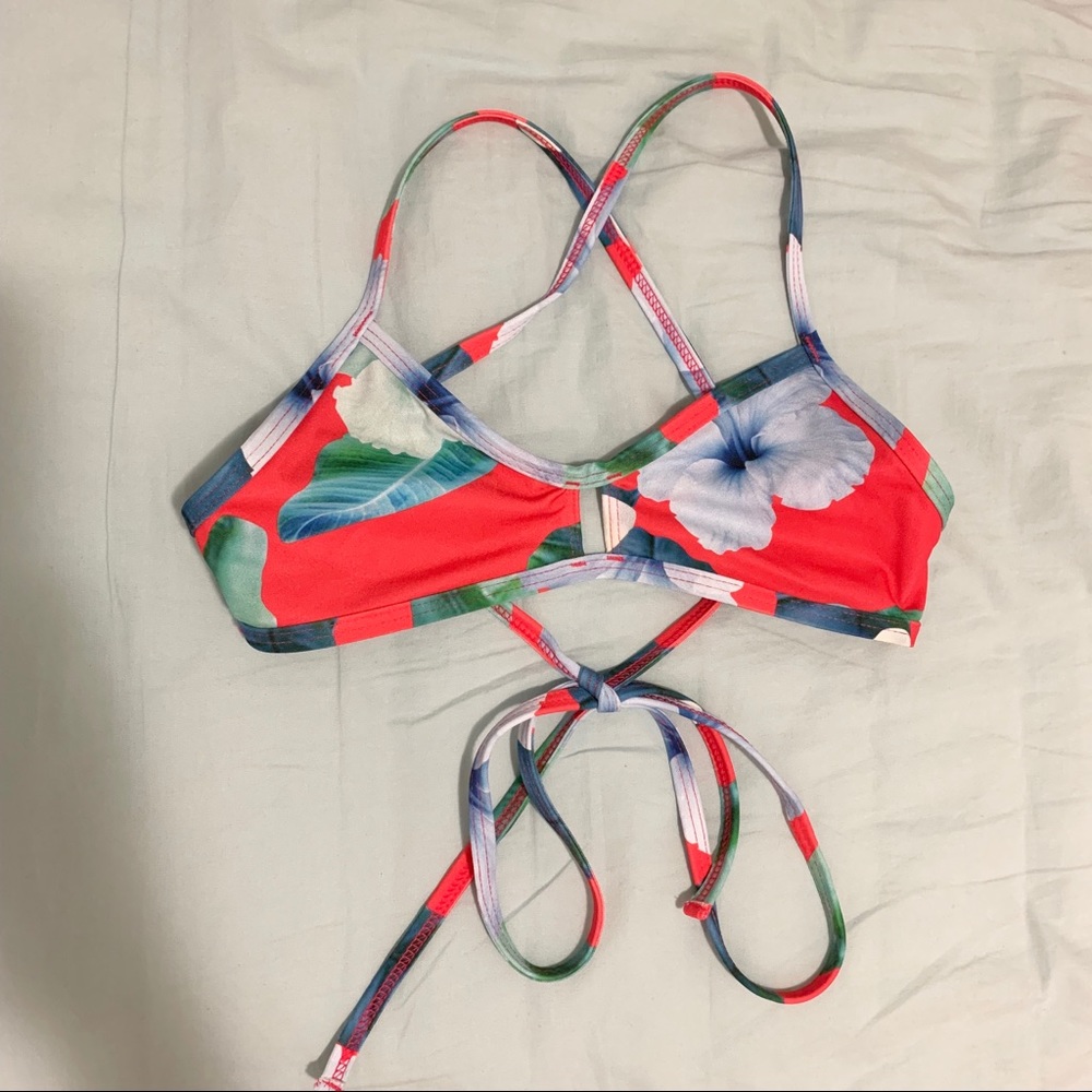 Jolyn Vent Swim Top - Red Floral